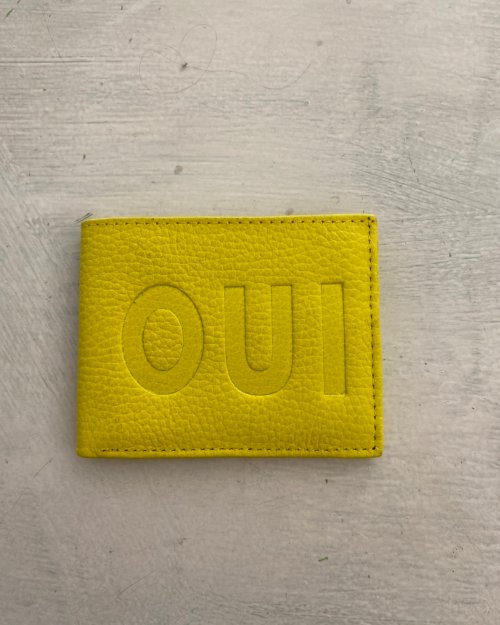 Billetera OUI AMARILLO
