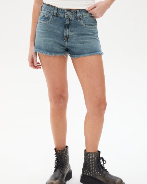 Short denim matizado tiro bajo