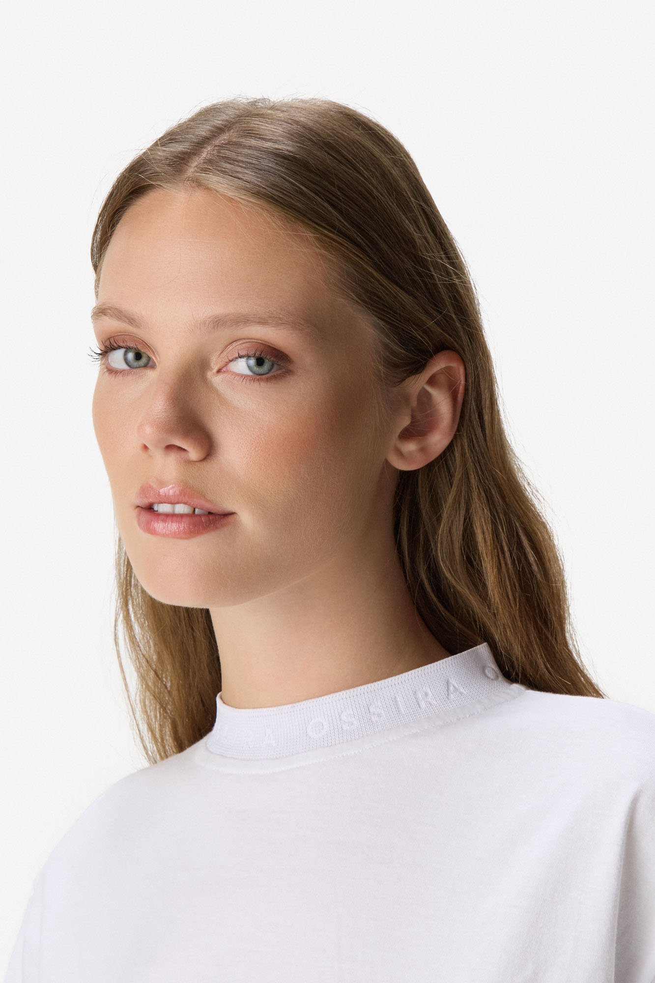 Remera con cuello tejido a tono BLANCO - Imagen 2