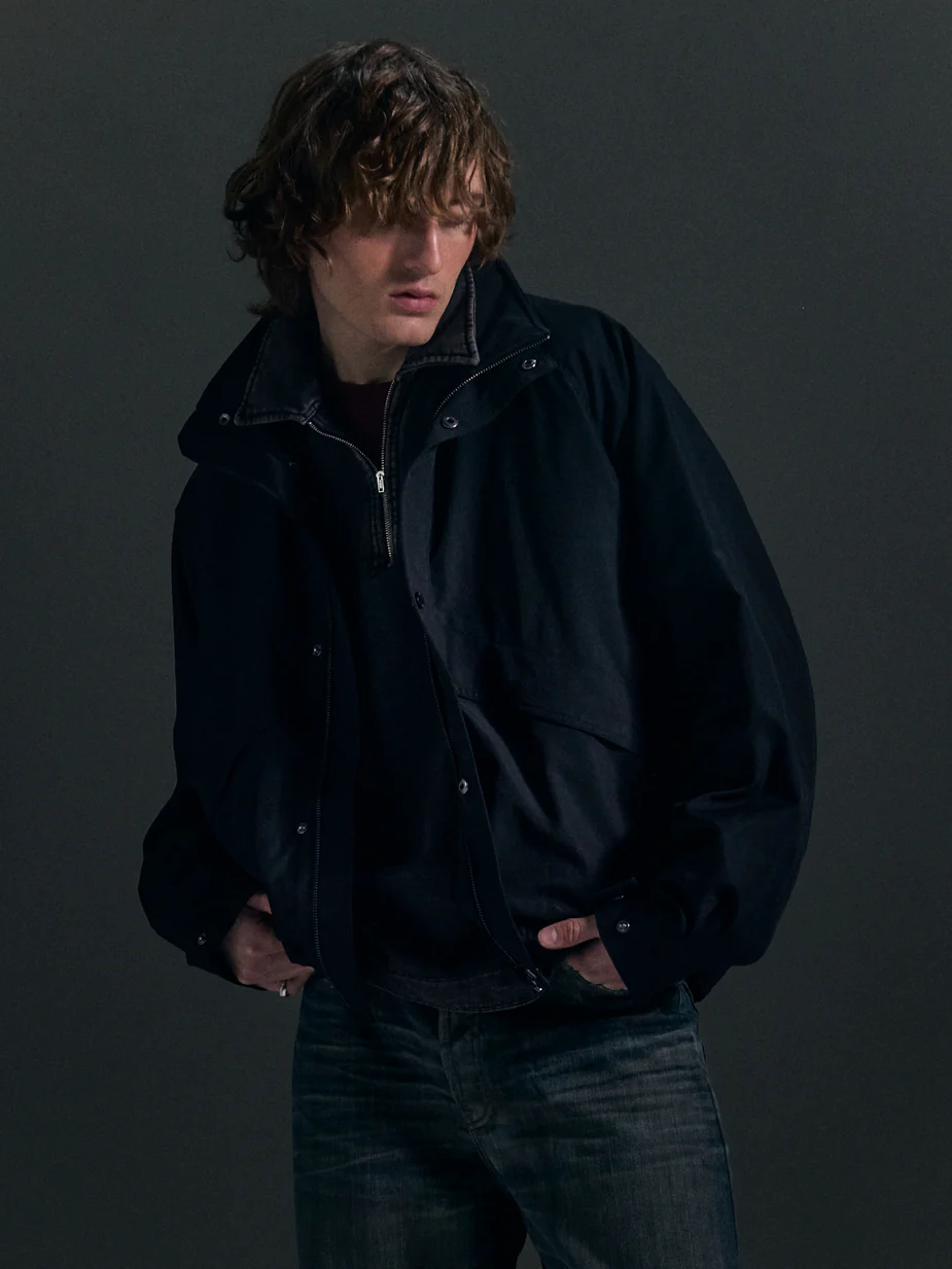 Campera AYND NEGRO