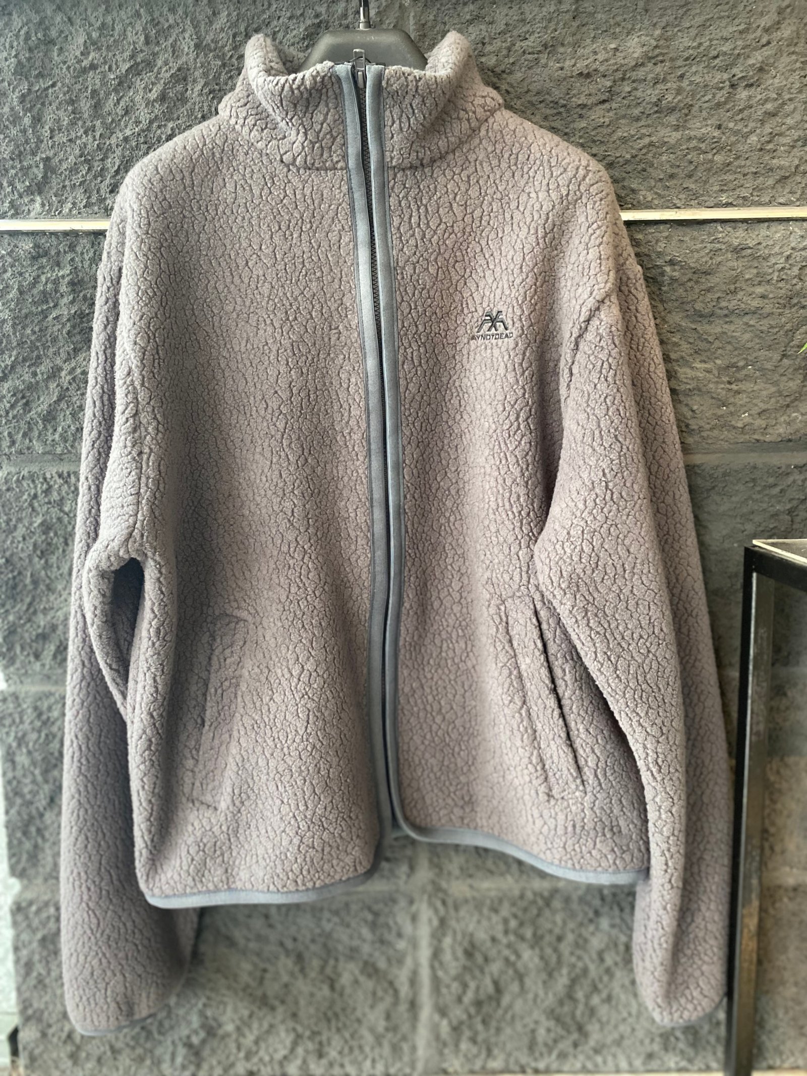 Campera sherpa GRIS