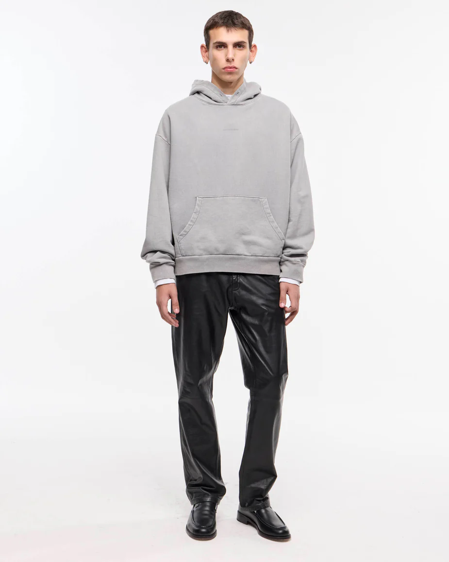 Hoodie over process GRIS - Imagen 4