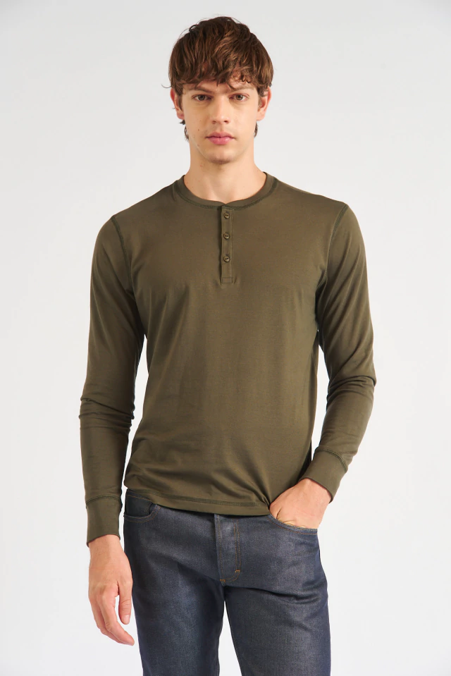 Remera henley ML pima VERDE MILITAR