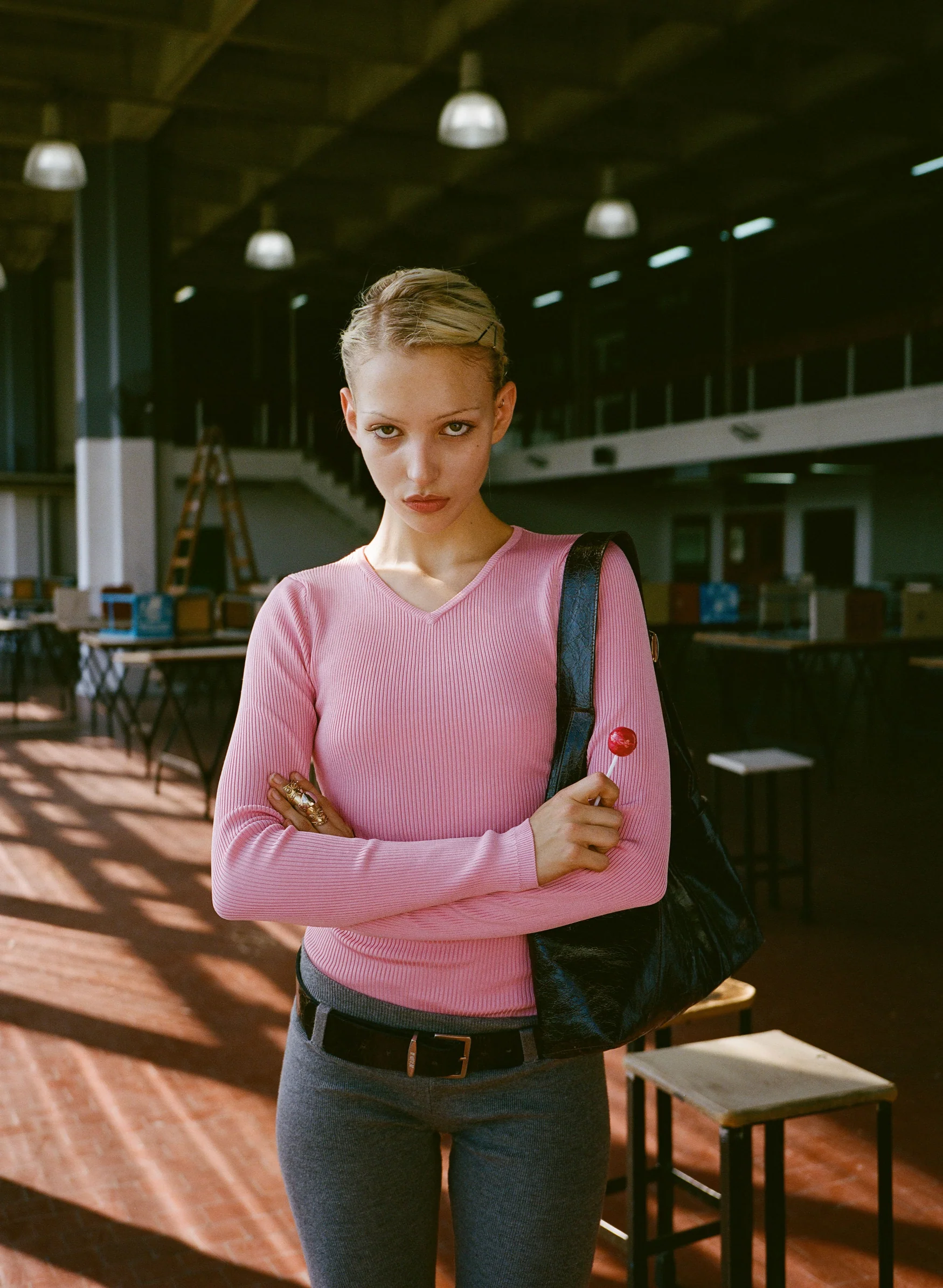 Top V bright ROSA