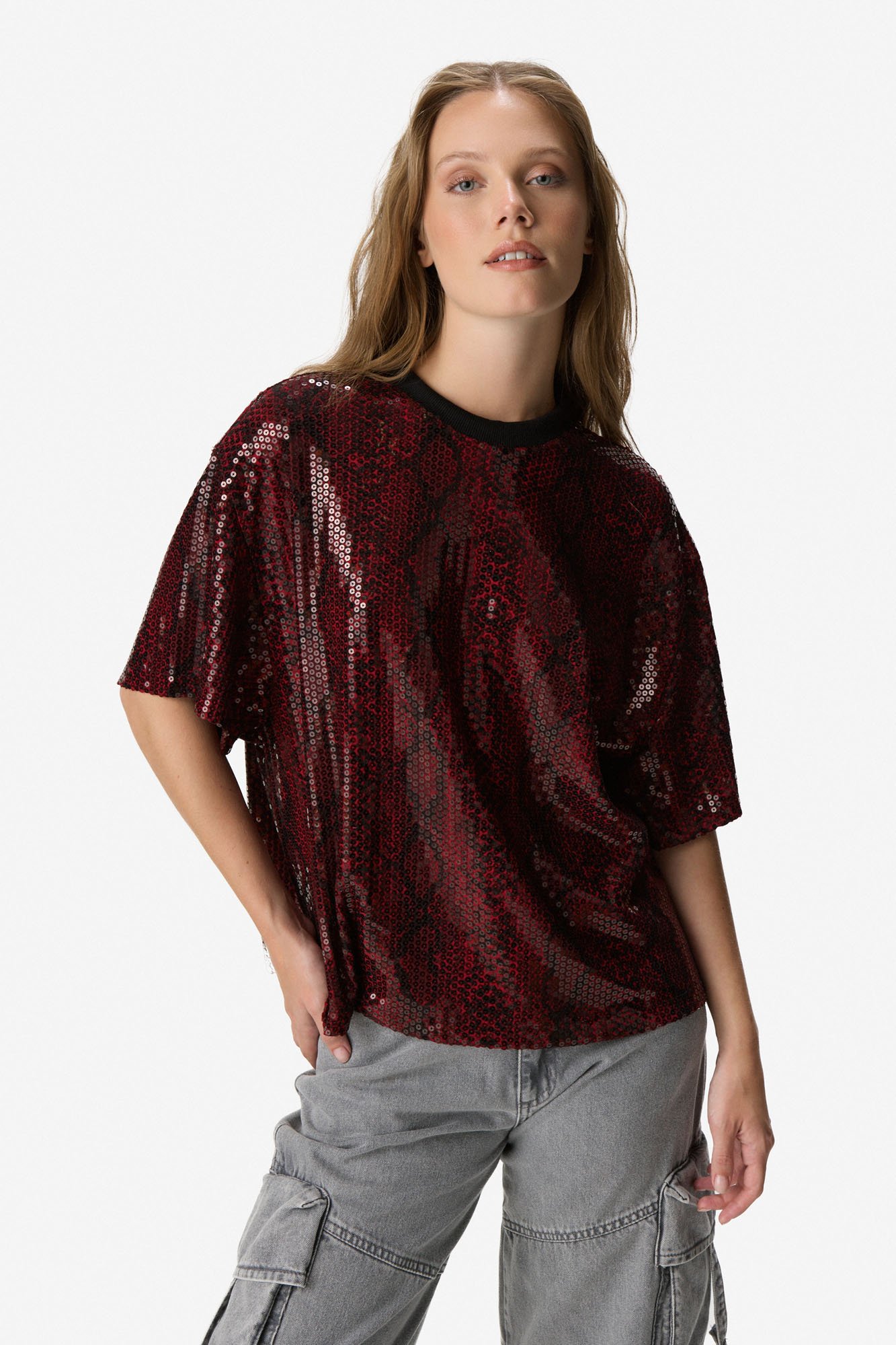 Remera lentejuelas snake BORDO