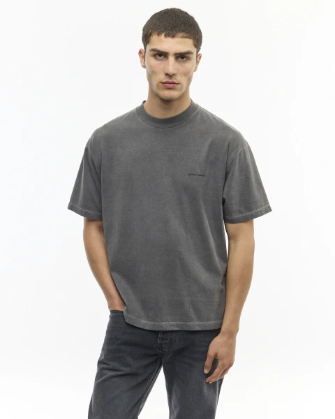Remera boxy fade negrido
