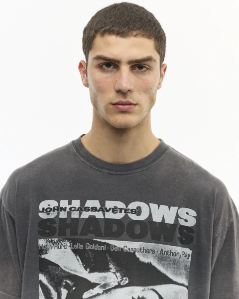 Remera over shadows negrido - Imagen 4